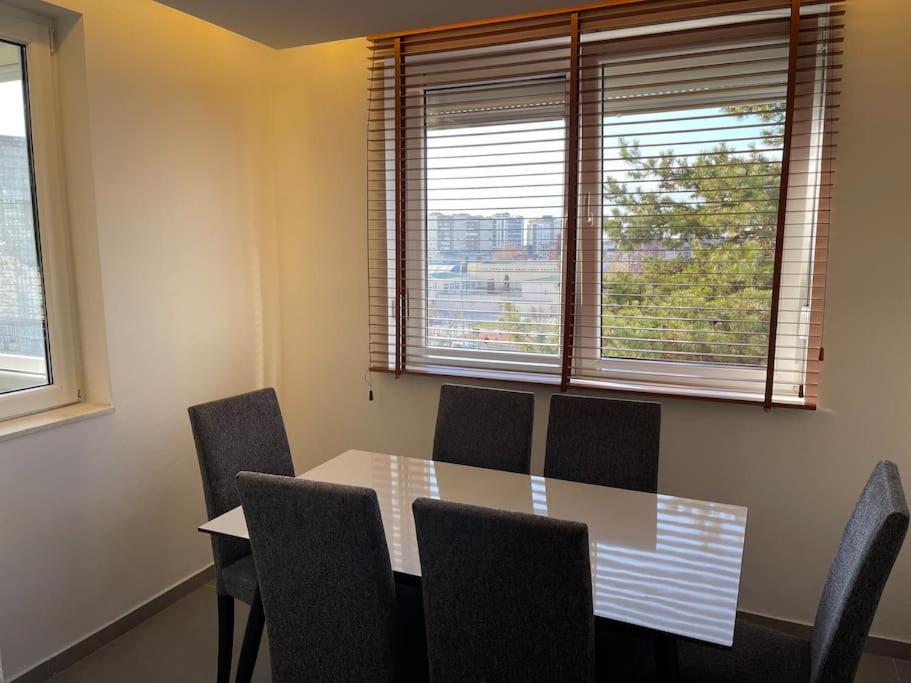 Idealapartments Llc 4 Priština Exteriér fotografie